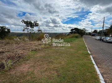 Terreno · 713m² · Condomínio Quatro Estações - Terreno escriturado com 713m² - Jardim Botânico