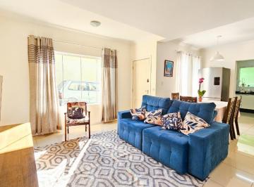Casa · 159m² · 3 Quartos · Casa à venda - em Santa Felicidade