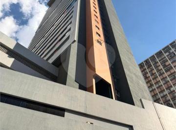 Apartamento · 41m² · 1 Quarto · 1 Vaga · Apartamento com 1 quartos à venda em Centro - PR