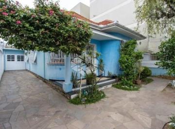 Casa · 127m² · 3 Quartos · 5 Vagas · Casa de 3 quartos bairro Azenha