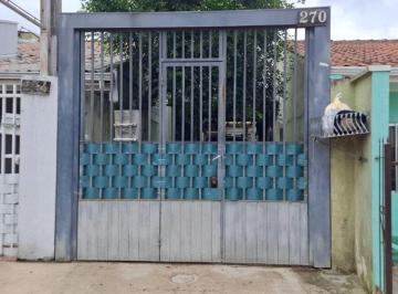 Casa de 2 quartos, São José dos Pinhais · Ótimo espaço externo e localização tranquila