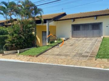 Casa de 5 quartos, Brasília · 5 QUARTOS, SENDO 5 SUÍTES E 1 SUÍTE MASTER/PISCINA AQUECIDA/CHURRASQUEIRA/SAUNA