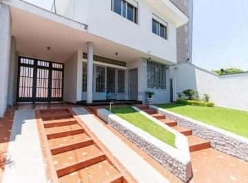 Casa · 260m² · 4 Quartos · 8 Vagas · Casa Mirandópolis, 4 Dormitórios, 8 vagas. Quintal, 260m²