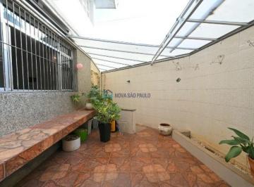 Casa · 132m² · 3 Quartos · 4 Vagas · Casa Mobiliada com Quintal e 4 Vagas Próxima ao Metrô na Vila da Saúde