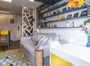 Apartamento · 64m² · 2 Quartos · 2 Vagas · Apartamento 2 dormitórios, sacada, suite, 2 vagas na Saúde, próximo metrô Saude