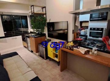 Apartamento · 61m² · 2 Quartos · 1 Vaga · Apartamento com 2 dormitórios, suíte, rico em armários, no Butantã!