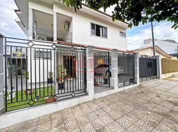 Casa · 226m² · 5 Quartos · 2 Vagas · Sobrado com 5 quartos à venda por R$ 900000.00, 226.28 m2 - VILA MORANGUEIRA - MARINGA/PR