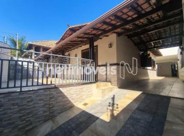 Casa · 289m² · 5 Quartos · 4 Vagas · Casa à venda no Itapoã