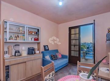Apartamento · 58m² · 2 Quartos · Apartamento de 2 dormitórios, no bairro Floresta, em Porto Alegre.