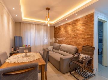 Apartamento · 71m² · 2 Quartos · Apartamento à venda com quintal privativo no São Sebastião, Porto Alegre