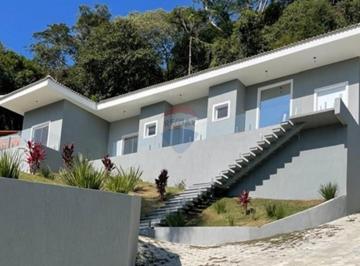 Casa · 280m² · 3 Quartos · 3 Vagas · Luxo nos Alpes de Caieiras: Alugue Seu Paraíso!