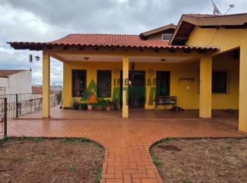 18162415230.jpg · CASA COM 3 QUARTOS SENDO UMA SUÍTE NA REGIÃO NORTE DE LONDRINA.                                     