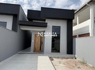 Casa · 240m² · 3 Quartos · 2 Vagas · Casa com 3 Quartos e Suíte à Venda em São Bento | Próxima à Praia