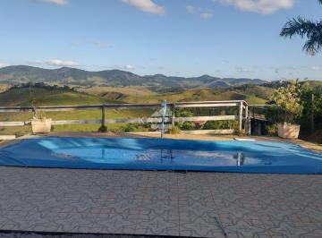 piscina · Excelente granja a venda próximo ao Salvaterra em Juiz de Fora! 430.000,00