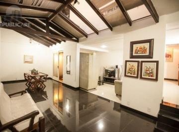 Casa · 350m² · 5 Quartos · 4 Vagas · Casa 5 Suítes/ Três Figueiras