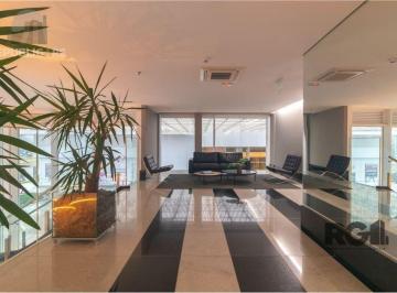 Comercial · 37m² · Sala comercial com 36,7 m² de área privativa e 1 vaga(s) de garagem. Localizado