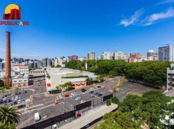 Apartamento · 156m² · 3 Quartos · 1 Vaga · Cobertura de 03 dormitórios sendo 01 suíte e garagem.