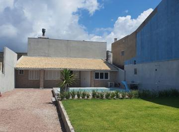Casa · 95m² · 3 Quartos · 4 Vagas · Casa à venda - em Imbé