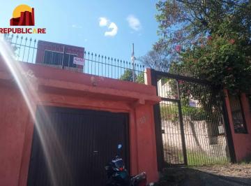 Casa · 207m² · 2 Quartos · 1 Vaga · Casa à venda com piscina no bairro Glória, Zona Sul de Porto Alegre – 207m² cons