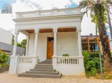 Casa · 211m² · 3 Quartos · 2 Vagas · Avenida Clemenciano Barnasque, 121 - Teresópolis, Porto Alegre - RS