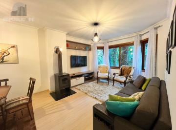 01-Sala Estar com Lareira · "Apartamento Mobiliado de 2 Quartos em Gramado RS."