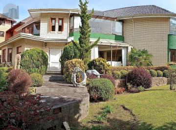 Casa · 390m² · 3 Quartos · 5 Vagas · Casa em Canela, Alto Padrão, Mobiliada 390m2
