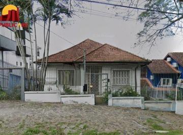 Terreno · 429m² · 3 Quartos · 2 Vagas · Terreno no bairro Petrópolis com 429m²