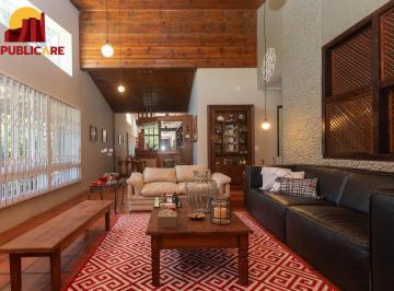 Casa · 350m² · 5 Quartos · 5 Vagas · Casa em Condomínio com 5 quartos, 3 vagas e 350m²