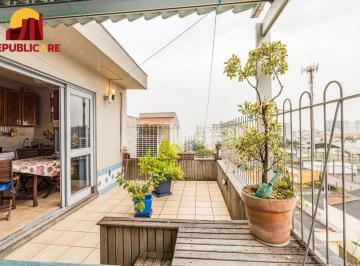 Apartamento · 90m² · 2 Quartos · 1 Vaga · Cobertura de 2 dormitorios à venda em Cristo Redentor - Porto Alegre