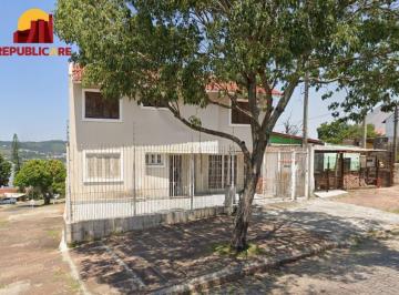 Casa · 315m² · 4 Quartos · 2 Vagas · Casa sobrado no bairro Santo Antônio de 4 dormitórios e 2 vagas