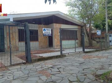 Casa · 257m² · 3 Quartos · 3 Vagas · Casa Térrea Precisando de reforma , com 4 dormitórios e 3 vagas de garagem