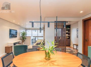 Apartamento · 150m² · 3 Quartos · 2 Vagas · Apartamento Reformado e Mobiliado com 101m² e 2 Vagas no Coração do Rio Branco