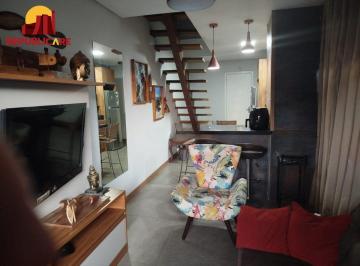 Casa · 156m² · 3 Quartos · 3 Vagas · Casa com 156m², 4 dormitórios, 3 vagas no Ecoville.