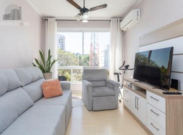Apartamento · 86m² · 3 Quartos · 1 Vaga · Amplo Apartamento de 3 Dormitórios com Churrasqueira no Bairro Floresta