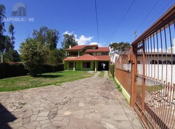 Casa · 350m² · 4 Quartos · 3 Vagas · Casa com 4 dormitorios com 2 suites