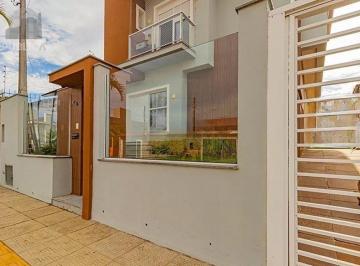 Casa · 106m² · 3 Quartos · 3 Vagas · Casa de 3 dormitórios e 3 vagas de garagem em Canoas.