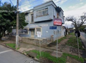 Casa · 290m² · 2 Vagas · Casa à venda - em Santa Maria Goretti