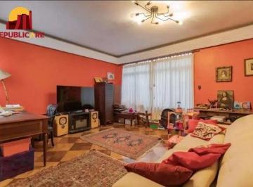 Apartamento · 209m² · 4 Quartos · 1 Vaga · Apartamento Duplex com 3 dormitórios, churrasqueira, pátio no bairro Bom Fim!
