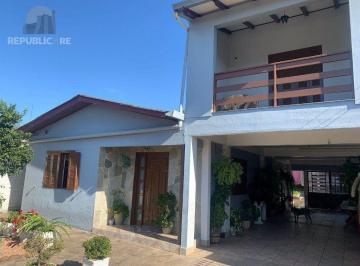 Casa · 201m² · 4 Quartos · 3 Vagas · Casa à venda - em Maringá