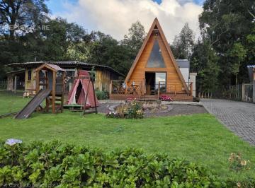 Casa · 62m² · 2 Quartos · 2 Vagas · Linda Cabana em Morro Reuter