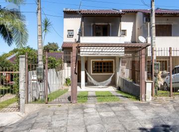 Casa · 264m² · 3 Quartos · 2 Vagas · Excelente sobrado, pensado para quem valoriza conforto e praticidade!!!