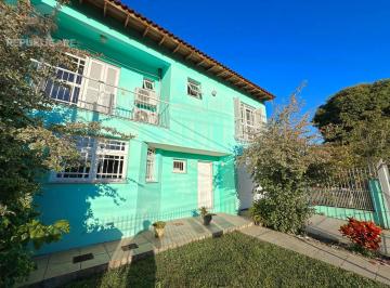 Casa de 4 quartos, Porto Alegre · Residência com 4 Dormitório(s) Bairro Vila Nova