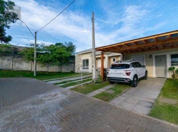 Casa · 70m² · 2 Quartos · 2 Vagas · Casa 2 Dormitórios no Villaggio Blu, Pátio, 2 Vagas, Semi-Nova em Cachoeirinha