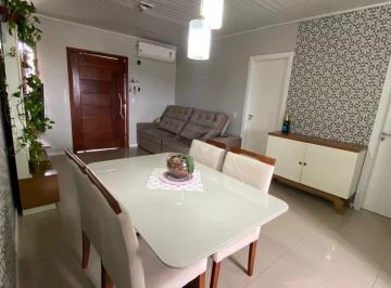 Casa · 126m² · 2 Quartos · 3 Vagas · Casa térrea com 2 dormitórios, totalmente reformada.