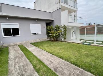 Casa · 98m² · 2 Quartos · 3 Vagas · Casa térrea com piscina no Guarujá