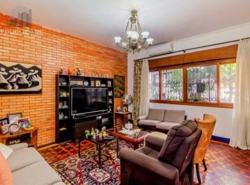 hlqnc6hxf2nkjrhm8x2hntn3a9dv · Casa à venda - em Menino Deus