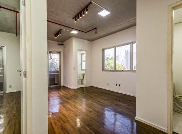 Comercial · 45m² · 1 Vaga · Sala comercial na Rua das Fiandeiras, 306 - Cj.31 • 45 m²