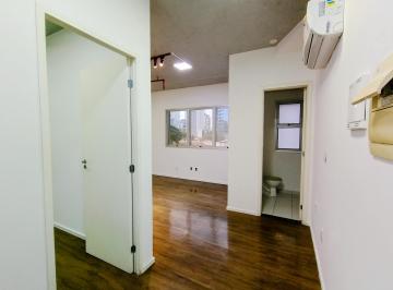 Comercial · 45m² · 1 Vaga · Sala comercial na Rua das Fiandeiras, N. 306 - Cj.34 • 45 m²