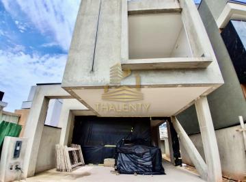 Casa · 220m² · 3 Quartos · 2 Vagas · Casa à venda - em Santa Cândida