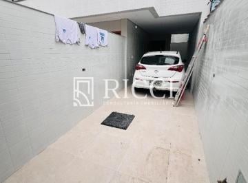 Imperdível oportunidade: Casa à venda em Santos-SP · Imperdível oportunidade: Casa à venda em Santos-SP, Bairro Aparecida, 3 quartos, 1 suíte, 1 sala, 3 